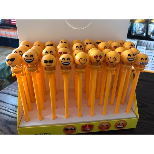 

Pulpen emoji dan pulpen avanger ready