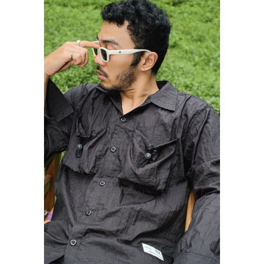 JAVAJONES Nylon Shirt Yuji Black| Kemeja Pria Wanita