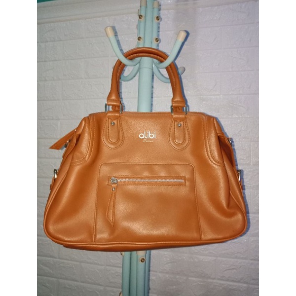 Tas Wanita Merk Alibi