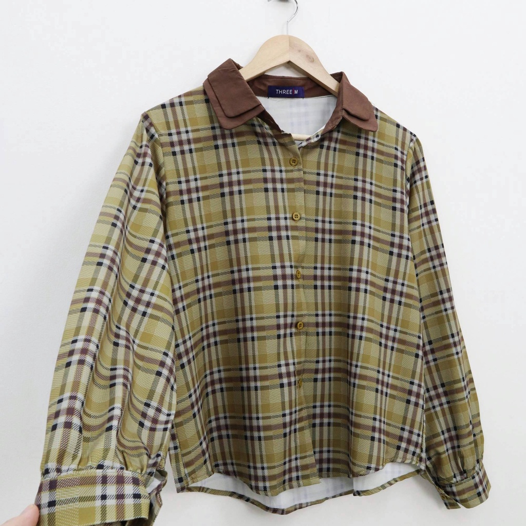 Nome plaid hem top - Thejanclothes