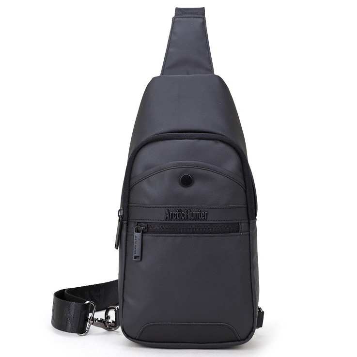 Arctic Hunter Tas Selempang Pria Black