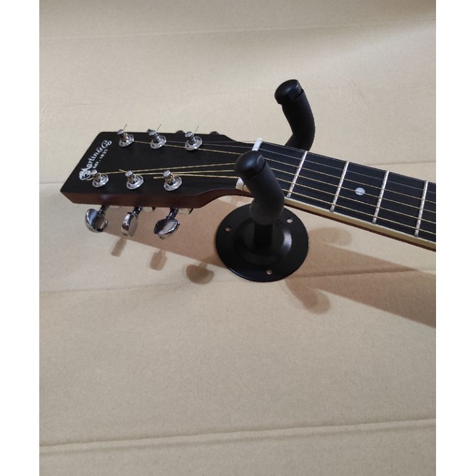 Hanger gantungan gitar/stand gitar akustik dan elektrik . bahan besi lapis spon.