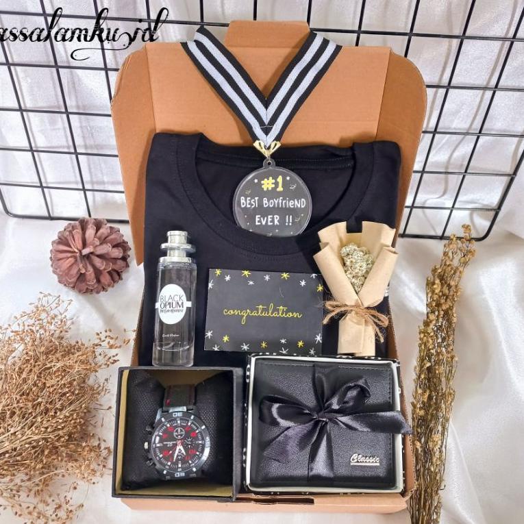 

HAMPERS COWOK KADO ULANG TAHUN / SPECIAL GIFT BOX COWOK QnO |Sangat@nyaman
