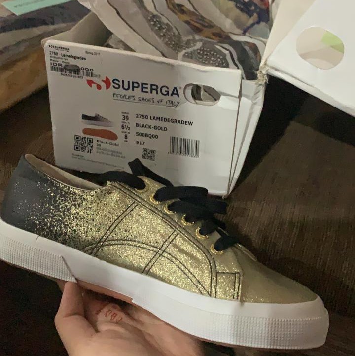 superga size 39