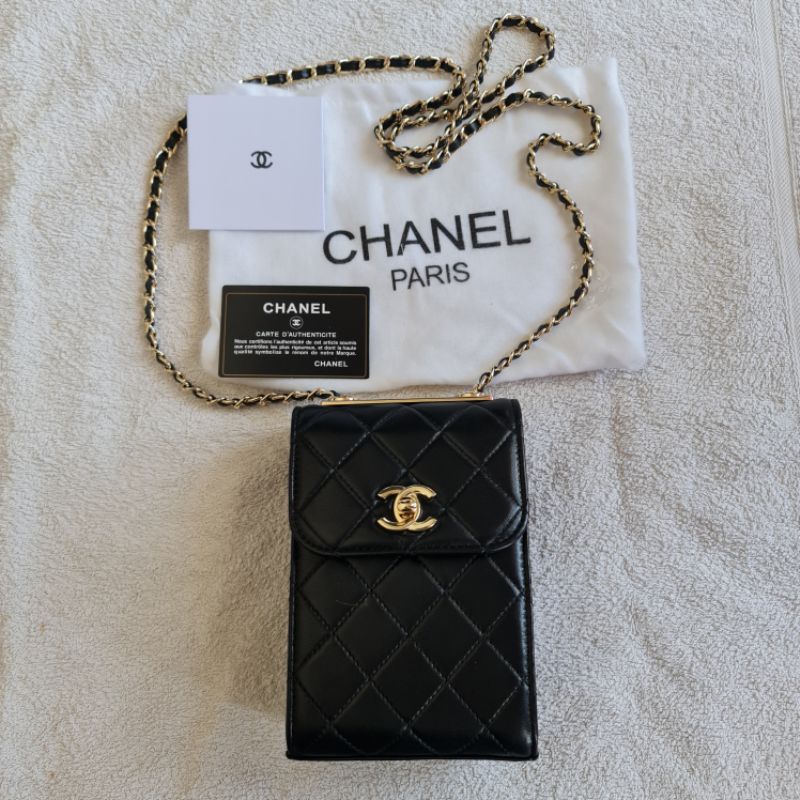 Chanel Lambskin Leather Mini Smart Phone Holder Bag Ready Stock .