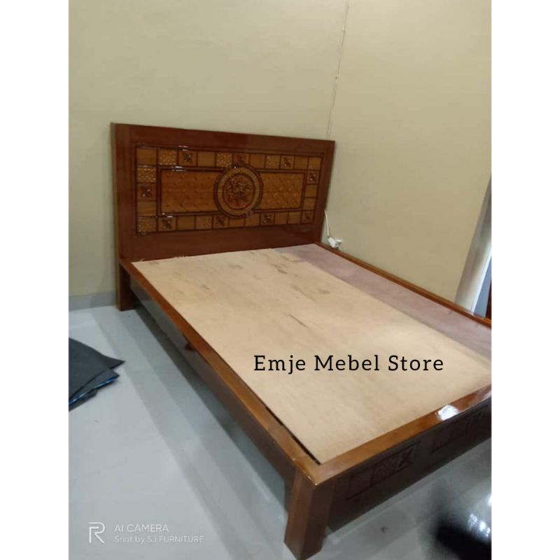 bale jati dipan kayu ukir tempat tidur kokoh