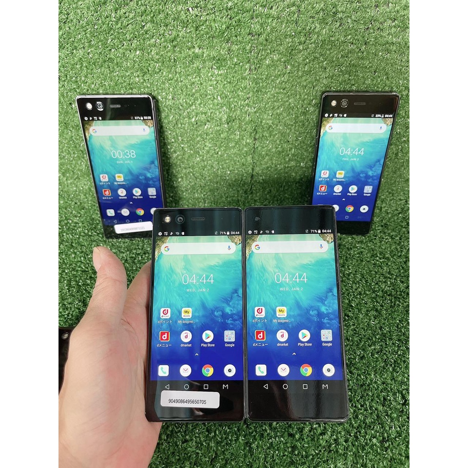 ZTE AXON M 4 64GB Z999 FOLD HANDPHONE DUAL SCREEN SMARPHONE.