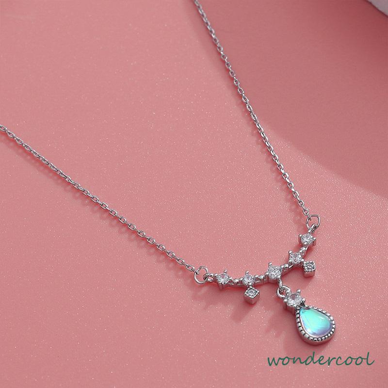 Kalung Fashion Wanita All-match Niche Design Light Luxury Moonstone Water Drop Necklace-Won