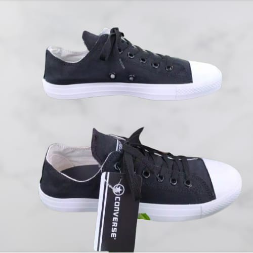 SENEAKERS LOW FULL BLACK SEPATU KERJA DAN SEKOLAH