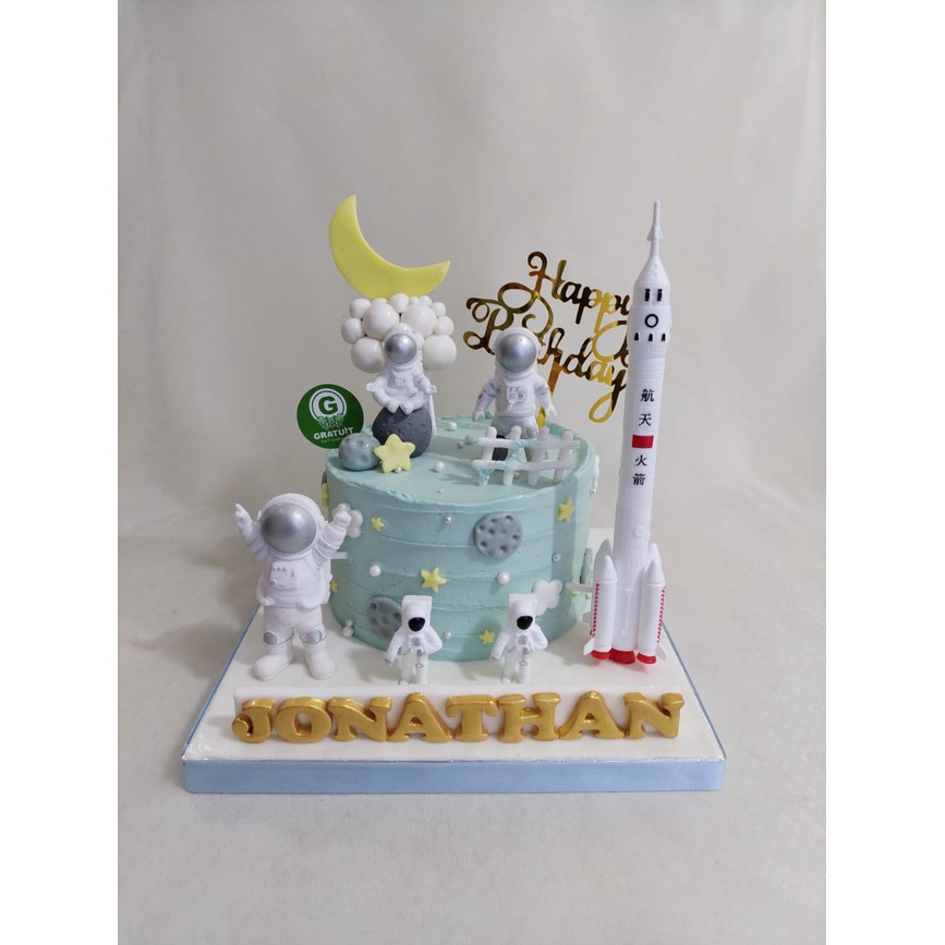 

ASTRONOT BIRTHDAY CAKE / KUE ULANG TAHUN
