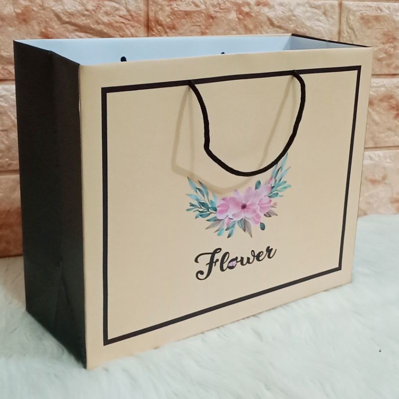 

Paperbag Uk P 25 x L 10 x T 20_Laminasi DOFF_Art Carton 260_Ready Stock_Bisa COD