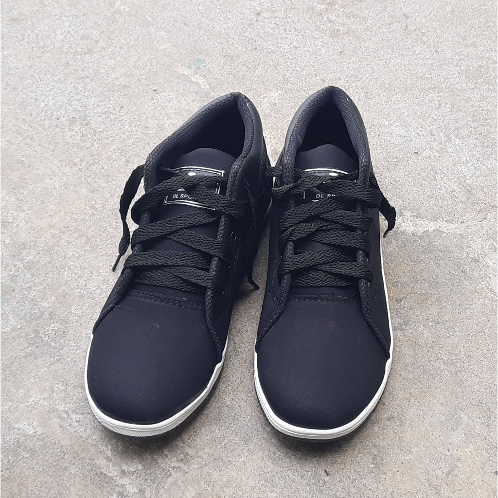 Sepatu Sekolah Anak Bertali Semi Boot