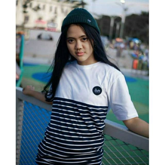 Kaos distro pria otsky putih apk Hitam garis putih
