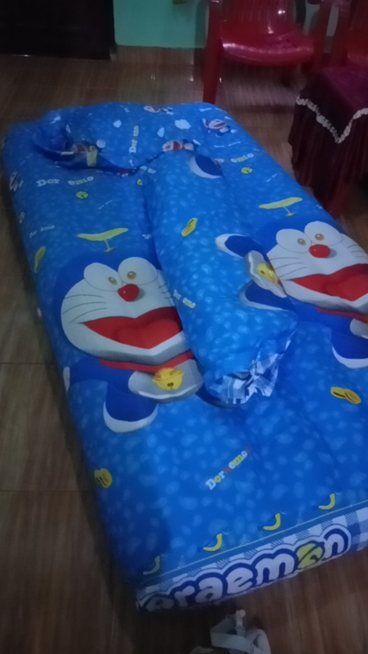 Sprei Motif Doraemon 3d Set 180x200 / 120x200 / 100x200