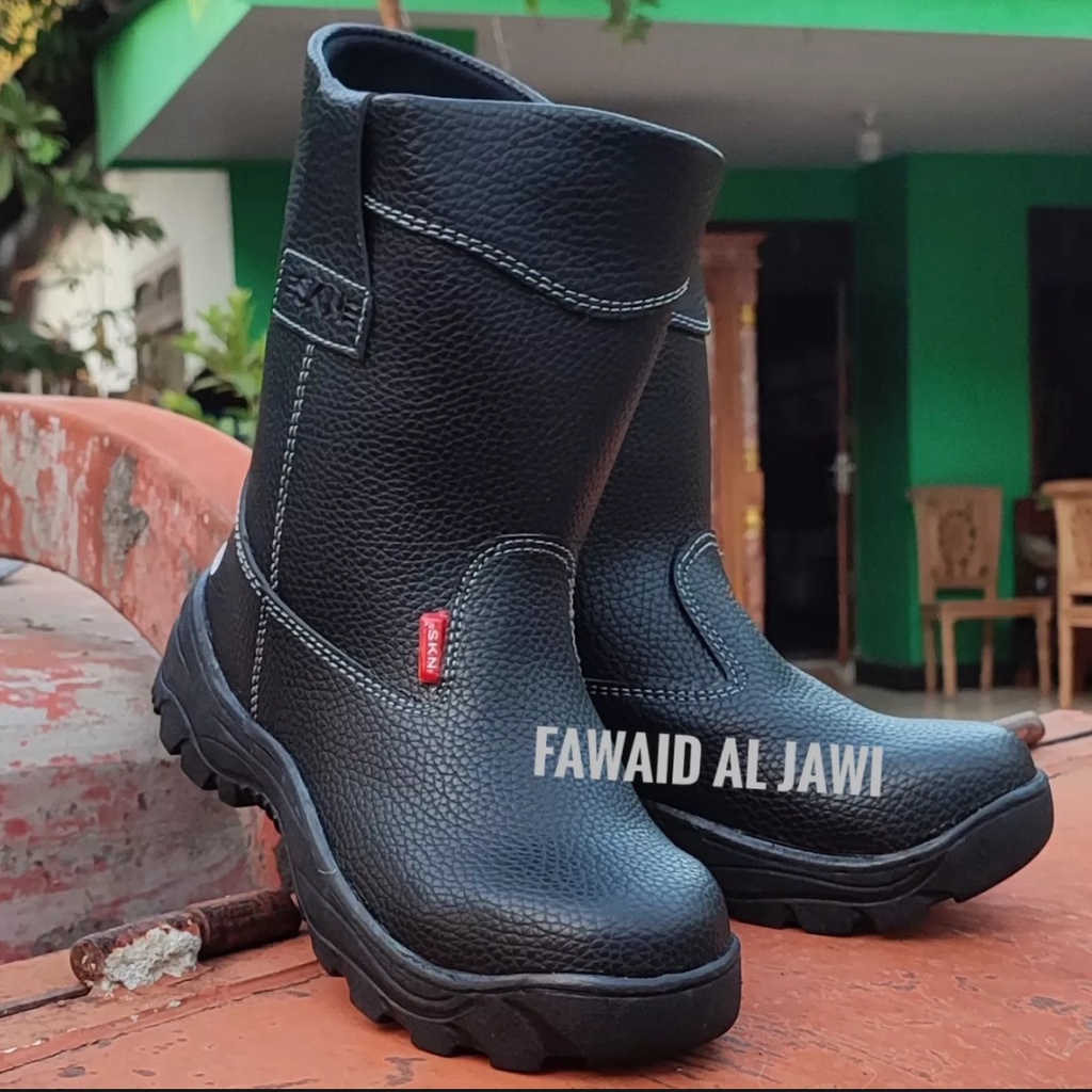 Sepatu Safety Bot Hitam Kulit Buatan Import Keselamatan Kerja Pabrik Pom Bengkel Batubara Mekanik Lapangan Ujung Besi Sepatu Safety Terlaris