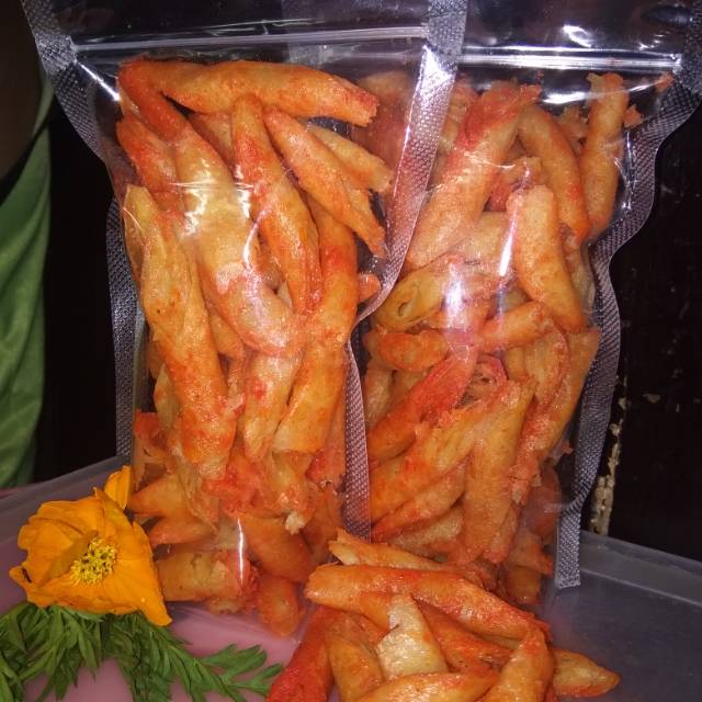 

kripik lumpia homemade rasa balado..