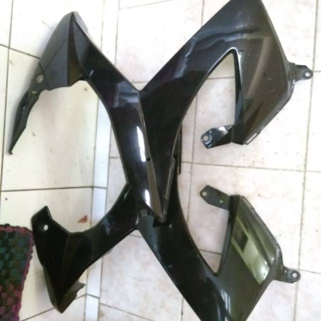 Sayap bawah/fairing satria fu 2013 Orginal polos.