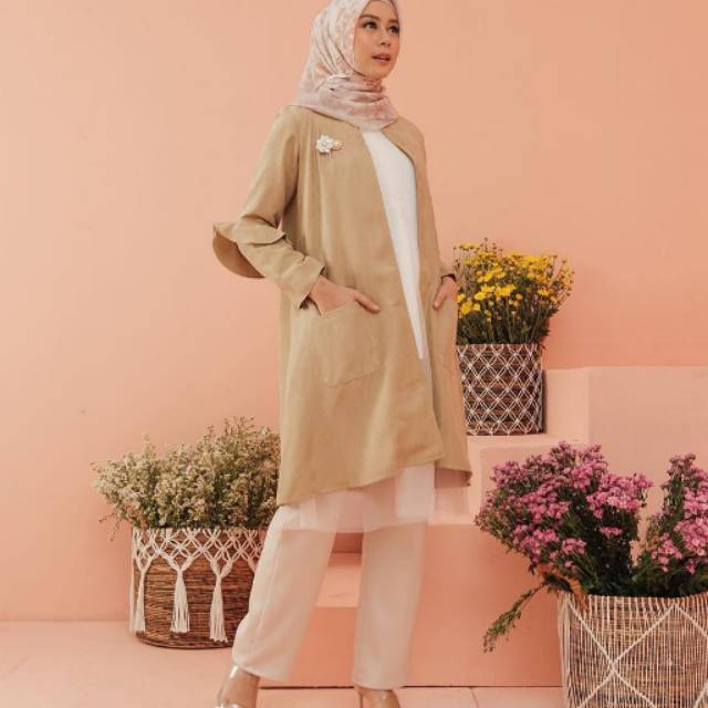 Catalina outer by wearingklamby