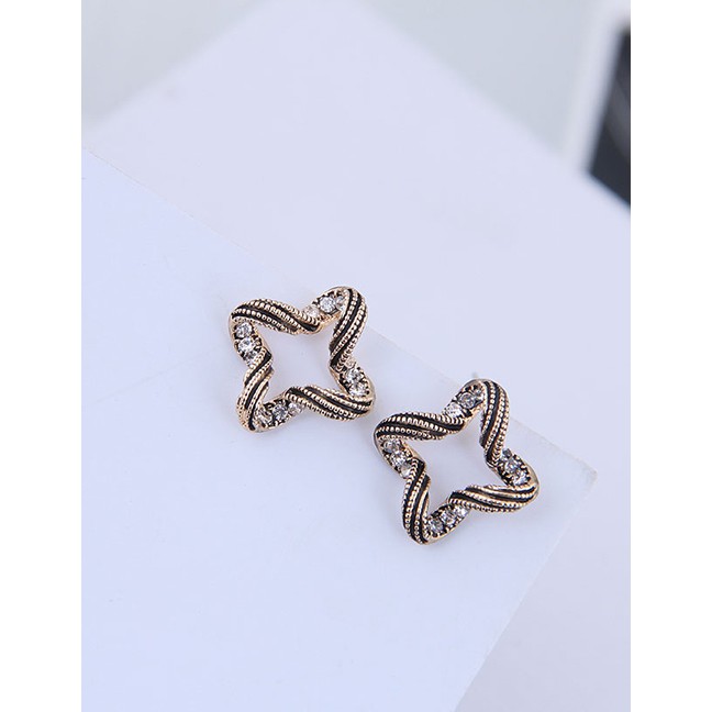 LRC Anting Tusuk Fashion Gold Preparation Of Female Nails A59477