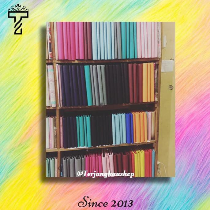 

IPROMOl Binder polos hitam/ File 20 ring (A5) - Navy ICLQl