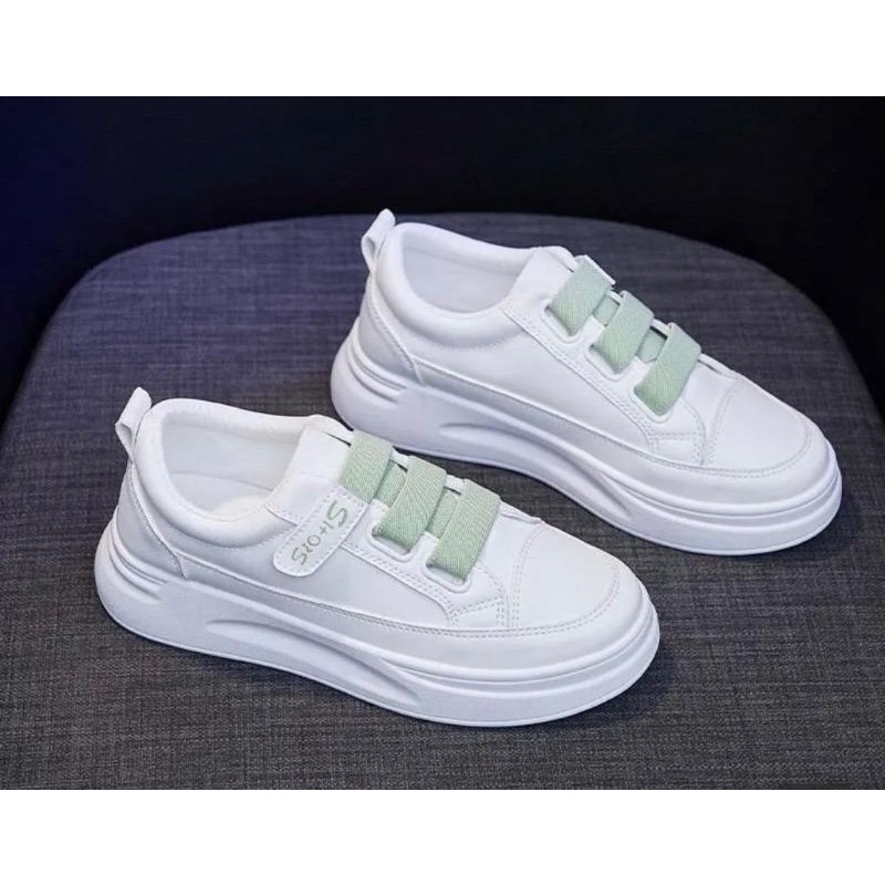 Sepatu sport wanita / Fashion white / sepatu fashion white