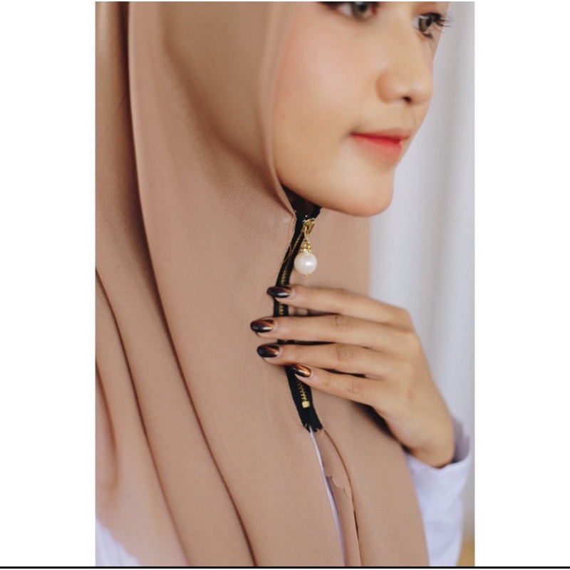 HIJAB BELLA ZIPPER/ SEGIEMPAT SLETING/ Lasercut Instant