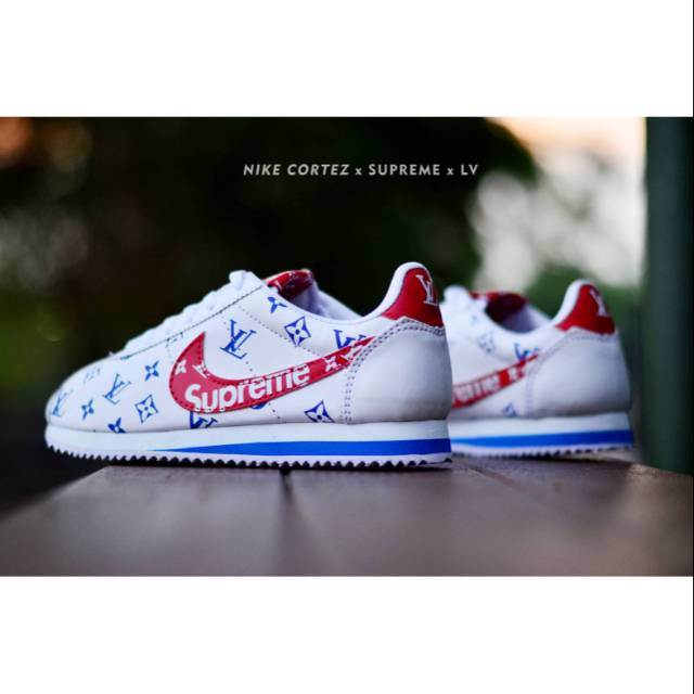 nike cortez x supreme