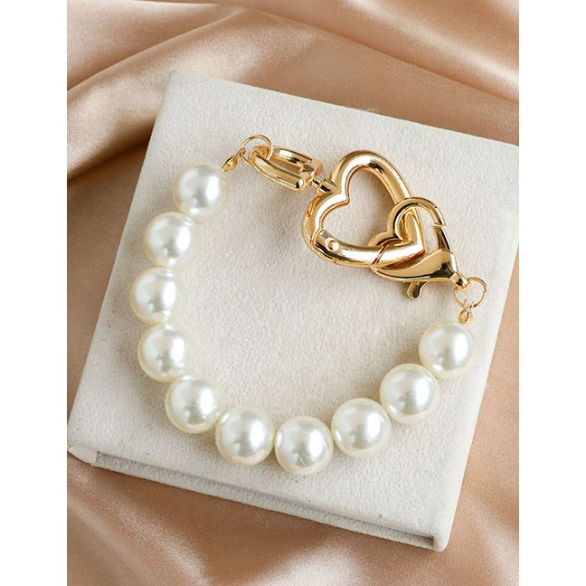 LRC Gelang TanganFashion Beige Alloy Pearl Love Bracelet K30823