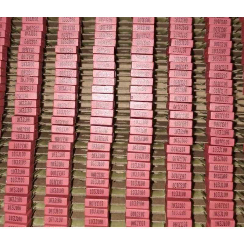 capasitor 103/100volt capasitor MKM merah