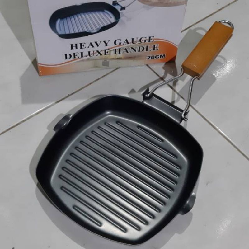 SQUARE GRILL PAN 20 CM / PAN GRILL KOTAK