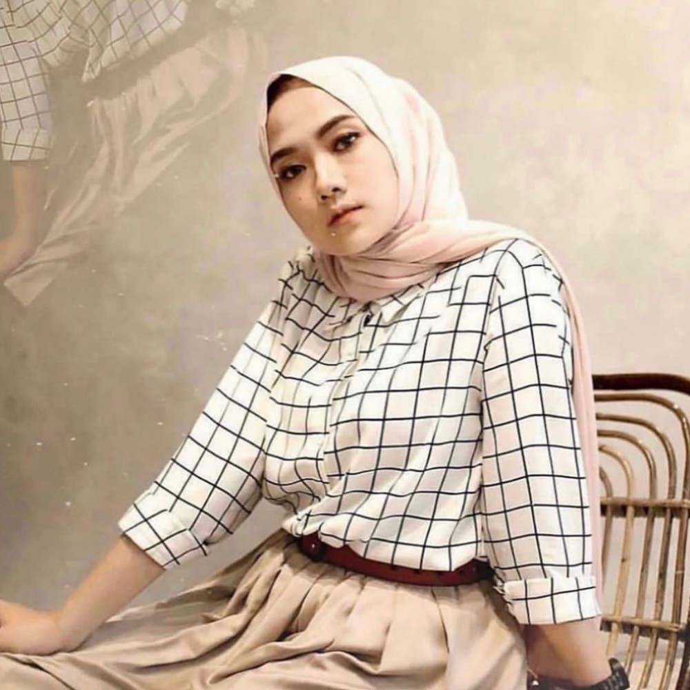 SQUARE BLUS - Kemeja kotak kotak wanita - Kemeja Motif Monalisa