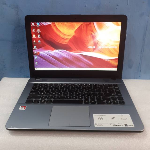 ASUS X441BA MULUS AMD A4-9125 Ram4GB HDD500GB 14" Second
