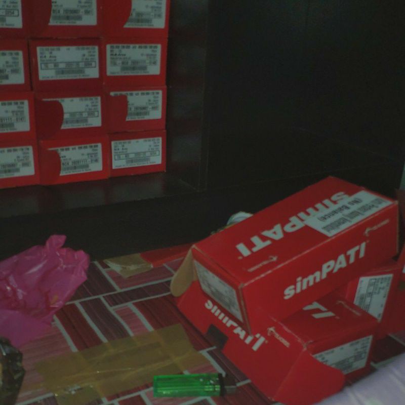 Kartu perdana telkomsel simpati red 4g lte 0k segel exp  2022 murah meriah acak belakang-Exp juli