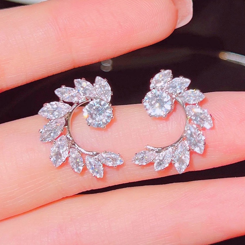 Anting Tusuk Sterling Silver 925 Desain Daun Hias Berlian Imitasi Untuk Wanita