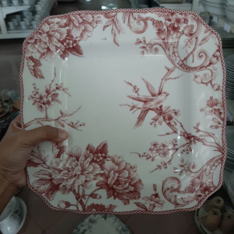 ADELAIDE SQUARE DINNER PLATE PIRING KOTAK KERAMIK SANGO MOTIF ANTIK KLASIK JADUL KOLEKSI DEKOR