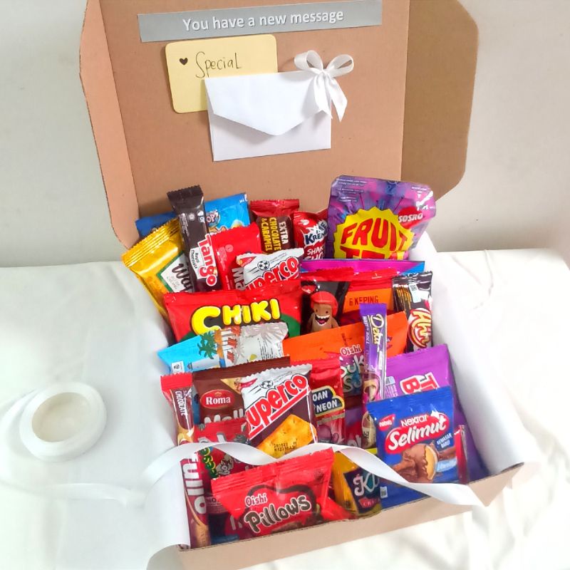 

SNACK BOX ISI 30 / KADO / HAMPERS / SNACK BOX /KADO ULTAH/ KADO WISUDA /SNACKBOX / KADO MURAH / SNACK BOX MURAH/ KADO ULTAH MURAH / SNACK BOX JUMBO /SNACK JUMBO / KADO JUMBO/HAMPERS NATAL/GIFT VALENTINE/ HAMPERS VALENTINE / KADO VALENTINE