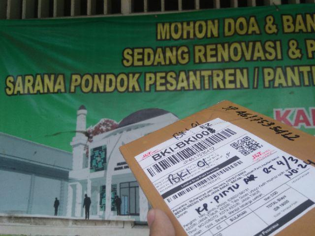 Keluarga Berkah Terjemah Kitab Uqudul Lujain Il