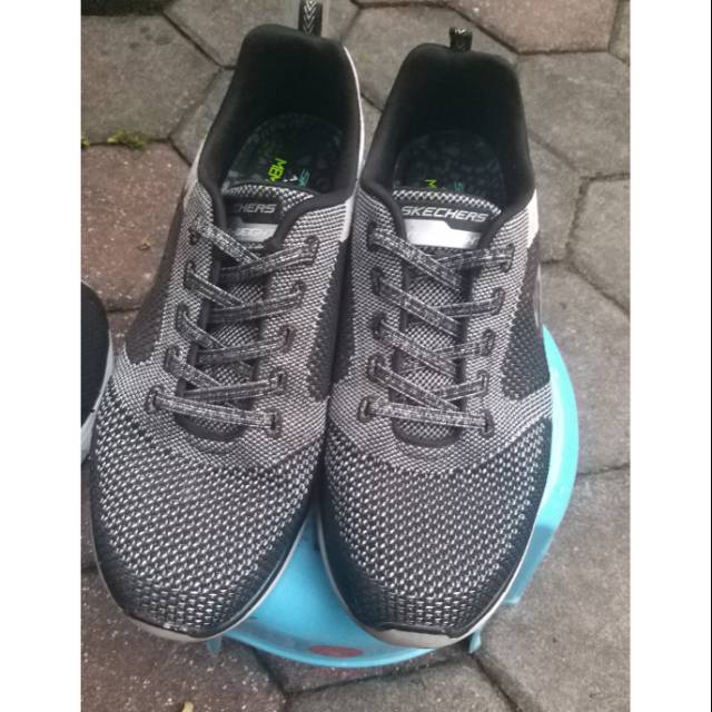FREE ONGKIR  Preloved Sepatu Skechers Original 39.5