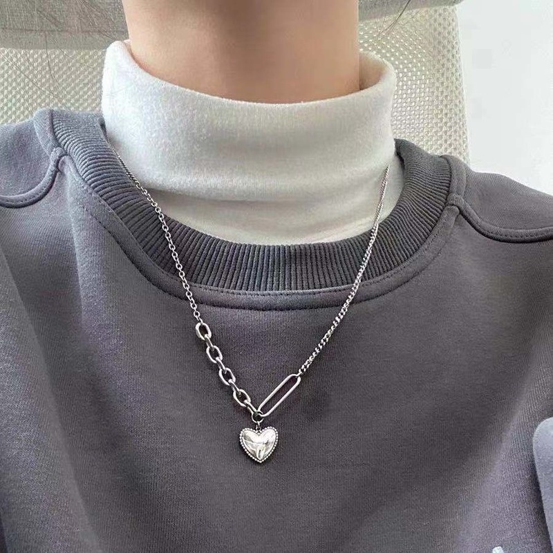 1pc Kalung Rantai Liontin Hati Bahan Alloy Gaya Korea Untuk Wanita