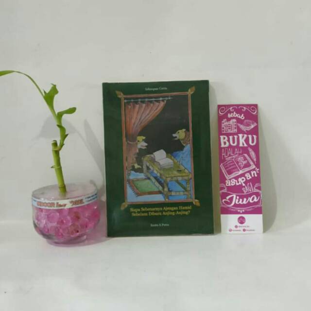 Siapa Sebenarnya Ajengan Hamid Sebelum Diburu Anjing-Anjing? - Rua Aksara