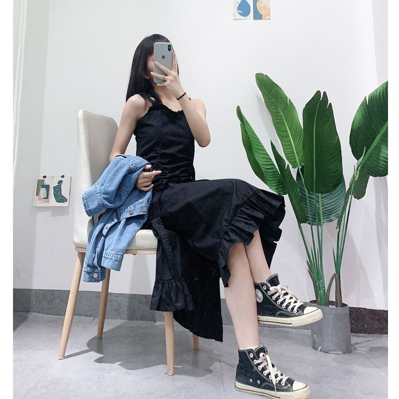 Nico##Wanita Gaun Hitam dan Putih Baru Bermutu Tinggi Slim Fit Kerut Serut Rok Temperamen/midi dress korea