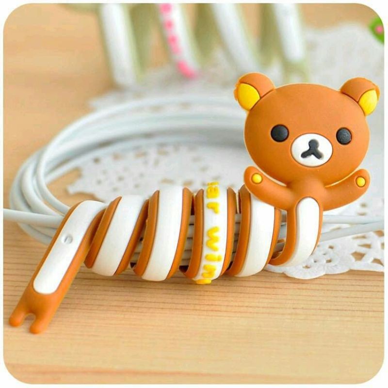 PELILIT KABEL LUCU IMUT