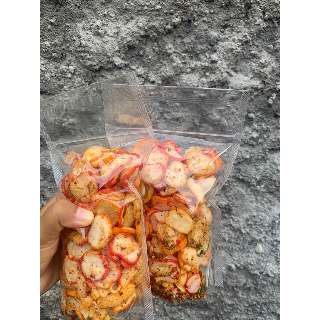 

Krupuk Seblak Daun Jeruk Pedas 150gr