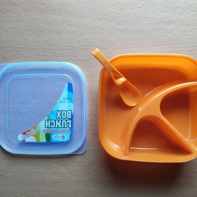 Tempat Makan Yokohama Clio Sekat 3 - Lunch Box Anak Kotak Makan