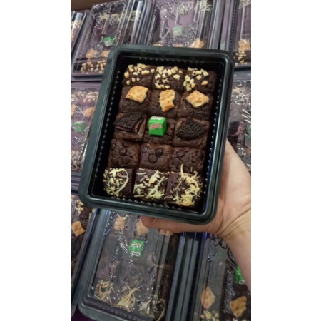 

browniessekatmini/browniesfudgymini