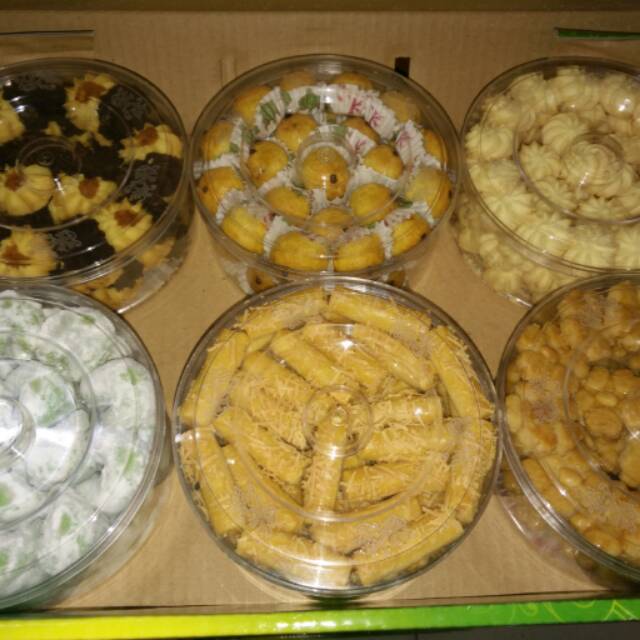 

Paket kue lebaran platinum