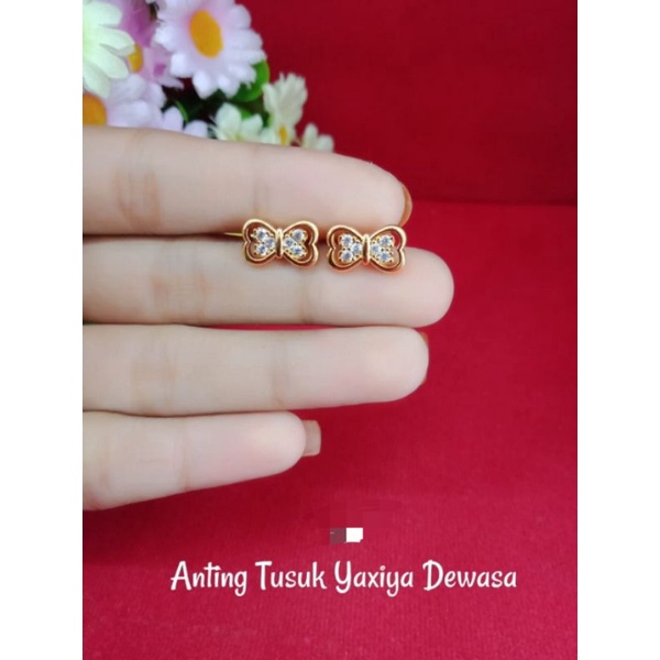 Anting Tusuk Pita