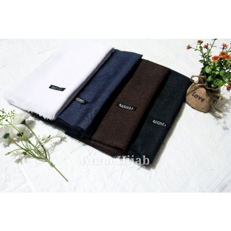 SEGI EMPAT SAUDIA /Husus Warna Putih Hitam Pramuka Biru Dongker