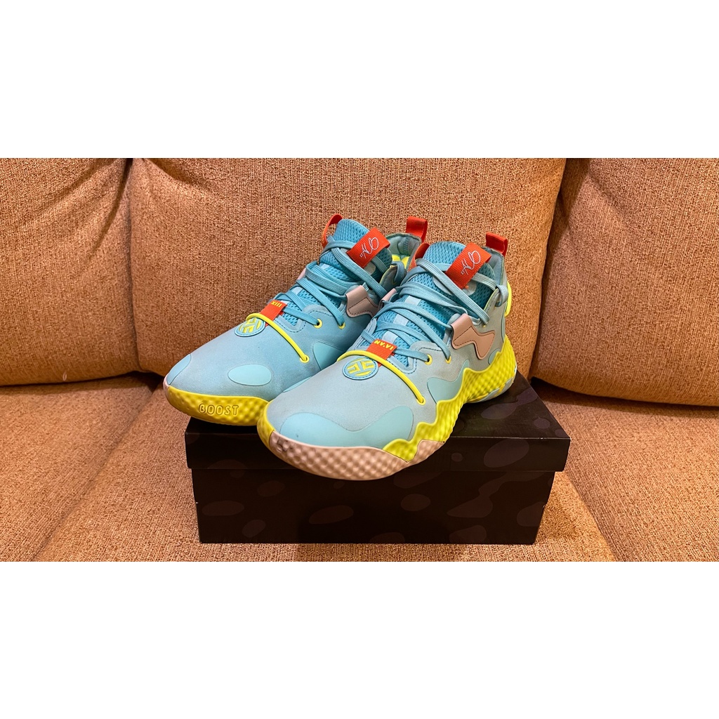 Sepatu basket Adidas Harden Vol 6 US10 EUR44