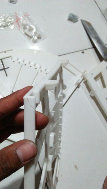 Bracket Fitting Engsel / Rel Lemari Rak Sepatu Putar 3 Tiga Susun Sekat Plastik